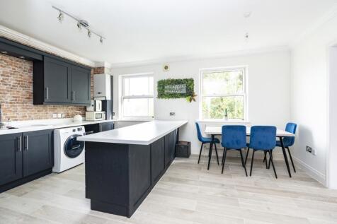 Jubilee Mansions, Thorpe Road, EweMove Sales and L
