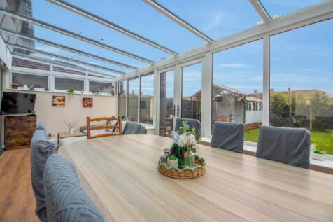 Lrg_Conservatory