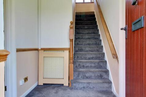 Entrance Hall - Gus Critchlow EweMove Hinckley