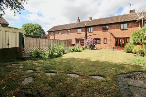 Rear Garden and House - Gus Critchlow EweMove Hinc