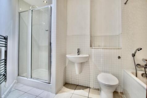 Bathroom angle 1