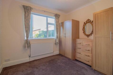Bedroom 1 25 Kings Rd