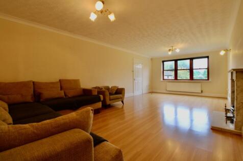 Lounge angle 2