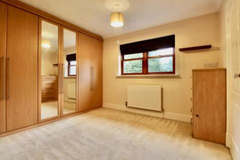Bedroom 5 with en suite