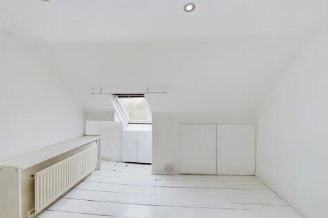 Bedroom 1 (Double) .