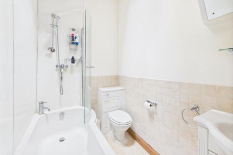 Ensuite bathroom