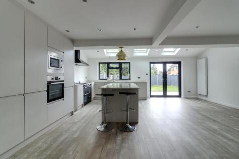 6. Kitchen 1