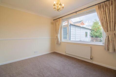Bedroom 2 (Double)