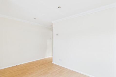 CAM03293G0-PR0248-STILL003