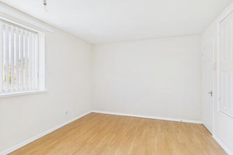 CAM03293G0-PR0248-STILL004