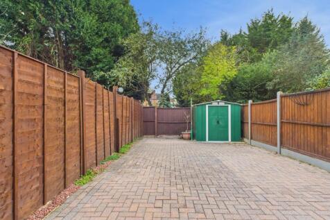 CAM03293G0-PR0248-STILL017