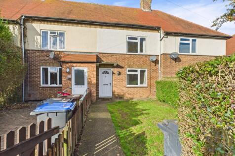 CAM04922G0-PR0082-STILL002