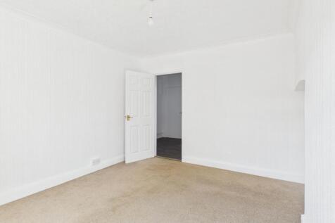 CAM04922G0-PR0082-STILL005