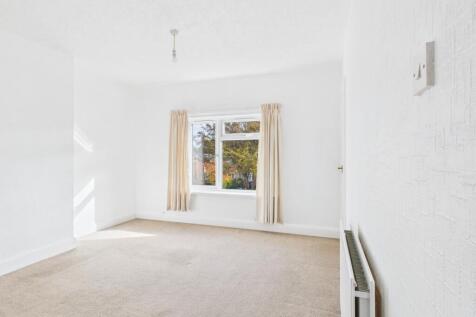 CAM04922G0-PR0082-STILL011