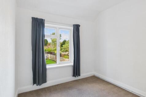 CAM04922G0-PR0082-STILL010