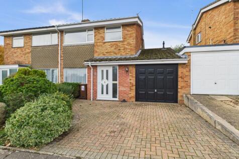 CAM04922G0-PR0083-STILL003