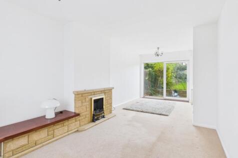 CAM04922G0-PR0083-STILL005