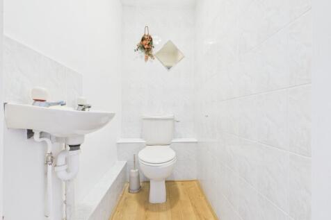 CAM04922G0-PR0083-STILL009