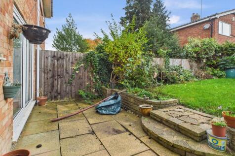 CAM04922G0-PR0083-STILL019