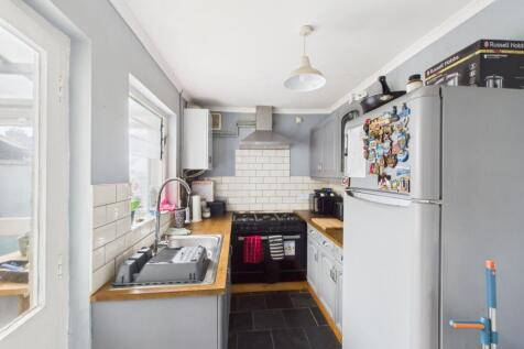 CAM04922G0-PR0077-STILL002