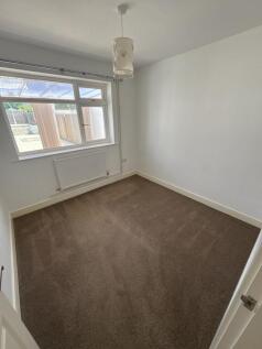 WhatsApp Image 2025-12-05 at 17.50.09 (5)