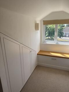 WhatsApp Image 2025-12-05 at 17.50.10