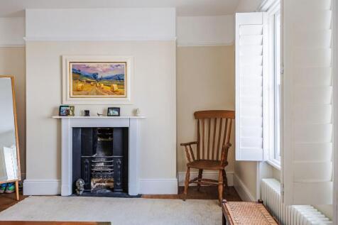 Principal bedroom