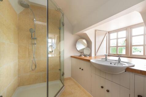 Annexe shower room