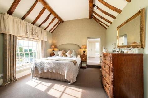 Principal bedroom