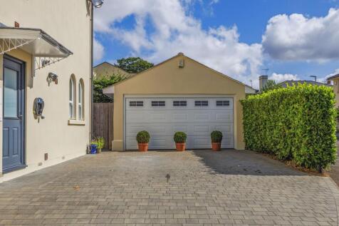 Double Garage