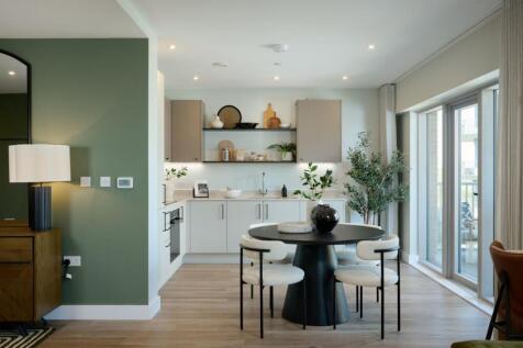 Kitchen/Dining Area