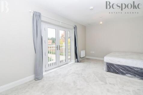 Living Room/Bedroom 4