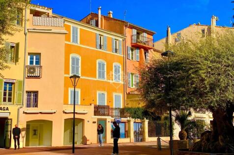 saint tropez provence-alpes-côte d&#39;azur french ri