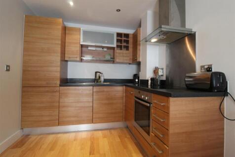 Kitchen.JPG