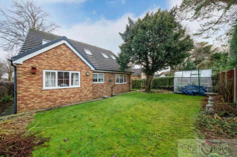 18 Abbotts Rd-28