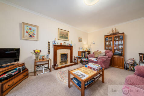 18 Abbotts Rd-23