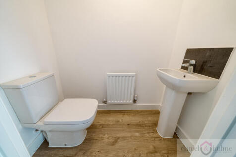56 Ravensmoor Road-13