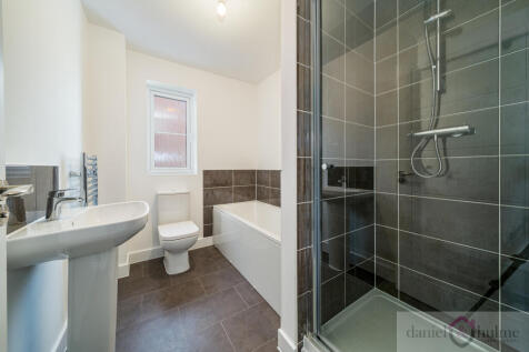 56 Ravensmoor Road-21