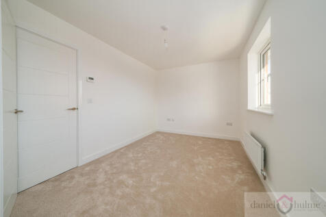 56 Ravensmoor Road-27
