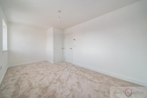 56 Ravensmoor Road-26