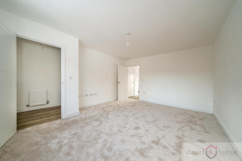 56 Ravensmoor Road-2