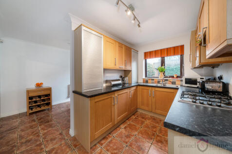 26 Pickwood Avenue-25
