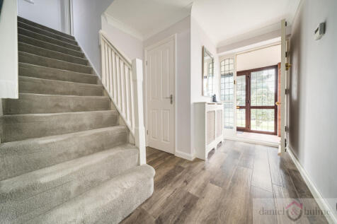 01 Geneva Drive-76