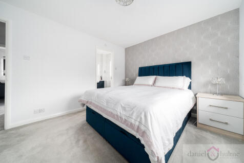 01 Geneva Drive-62