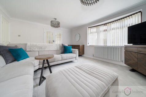 01 Geneva Drive-24