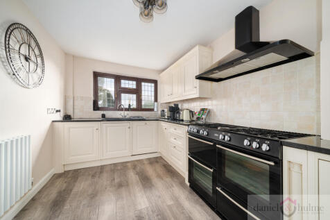 01 Geneva Drive-29