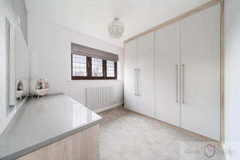 01 Geneva Drive-55