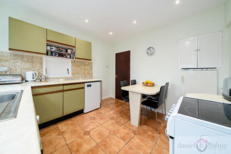11 Spinney Close Endon-19