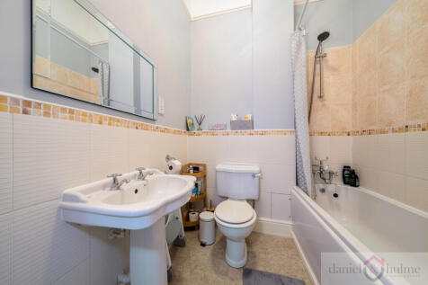 45 Willow Drive-19