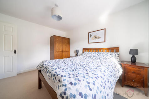 17 Portland Place-16